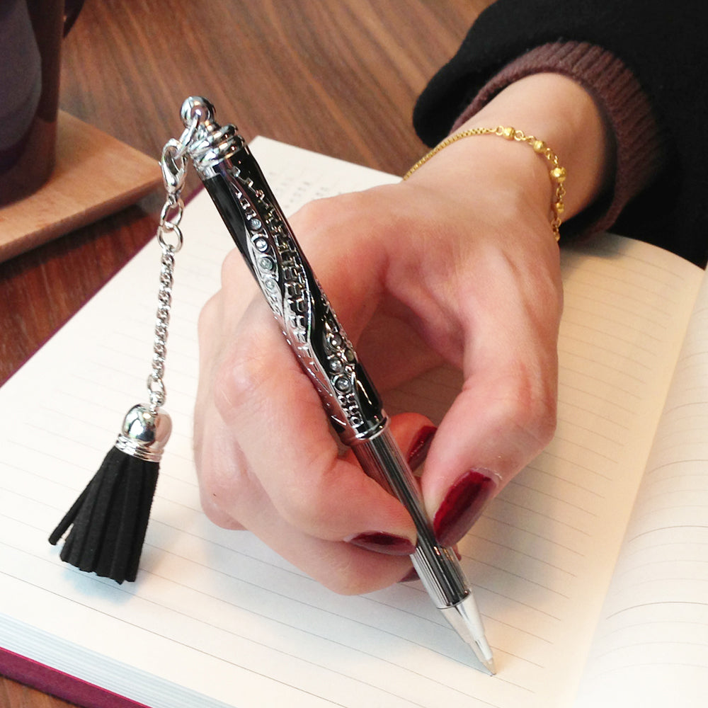 【即將完售】ARTEX accessory五折優惠-伸縮項鍊筆-藝術家-3款可選