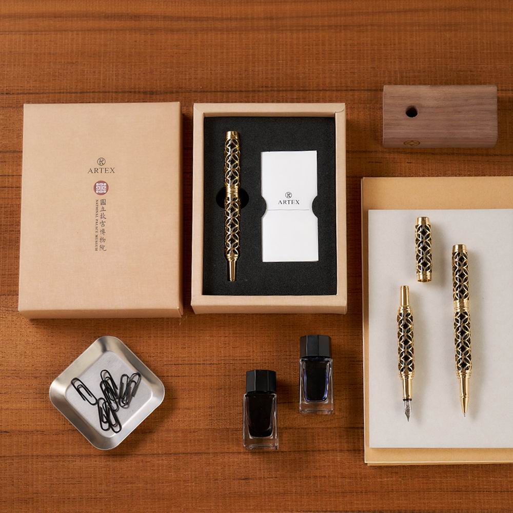 ARTEX x 故宮｜招財進寶鋼珠筆禮盒